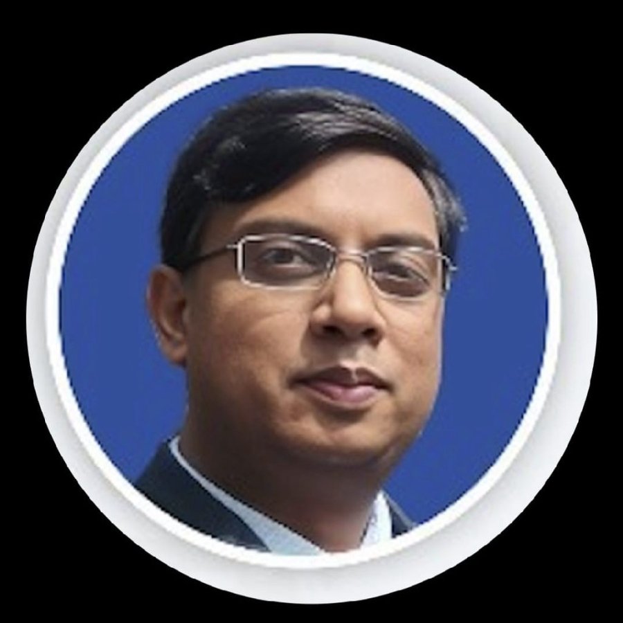 Dr. Navneet Agarwal